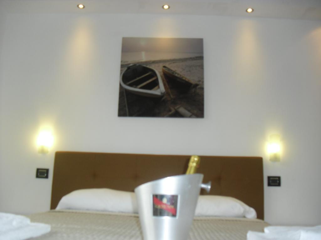 Luce Di Luna Luxury Suites Ρώμη Εξωτερικό φωτογραφία